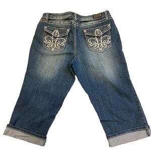 Earl Jean Cuffed Capris Sz 12P Blingy Flap Pockets EUC